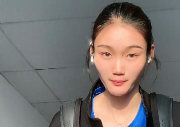 ”“现在米兰与榜首的分差已经很大了，我不认为米兰还能追回与国米9分的分差，与尤文7分的分差。